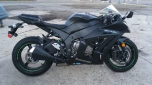 crotch rocket motorcycle