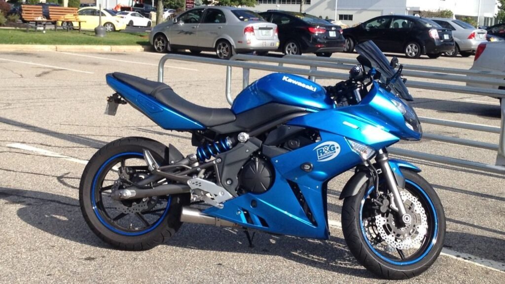 crotch rocket motorcycle