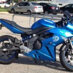 crotch rocket motorcycle